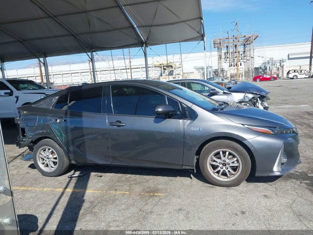 Toyota Prius Prime Advanced 2018 JTDKARFP1J3098650 Image 14