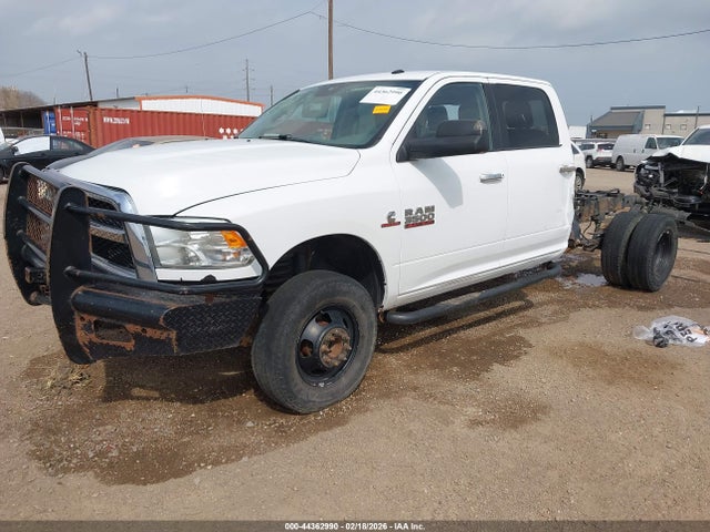 44362990 :رقم المزاد ، 3C63R3HL9JG276927 vin ، 2018 Ram 3500 Slt  4x4 8' Box مزاد بيع