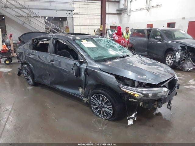 KIA Forte Gt-line 2024 3KPF54AD1RE703597 zdjęcie główne