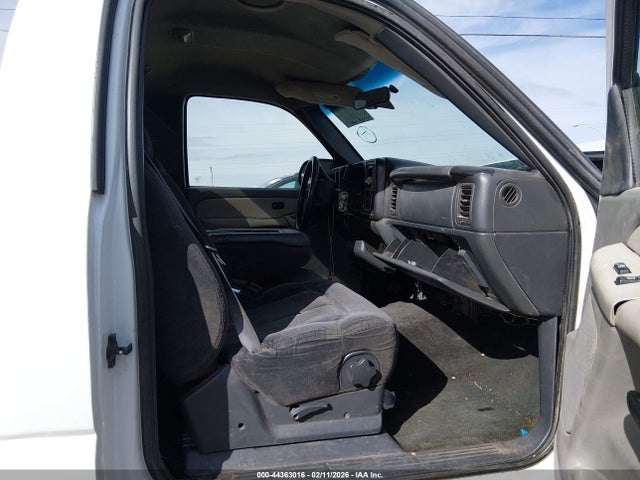 44363016 :رقم المزاد ، 1GTEC14V42Z195334 vin ، 2002 Gmc Sierra 1500 Sl مزاد بيع