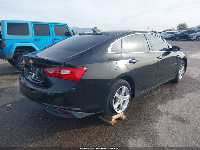 1G1ZB5ST5KF147543 Chevrolet Malibu 1ls