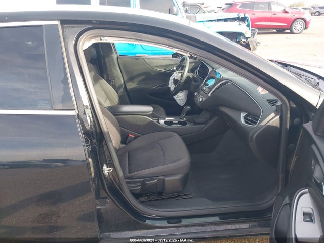 1G1ZB5ST5KF147543 Chevrolet Malibu 1ls