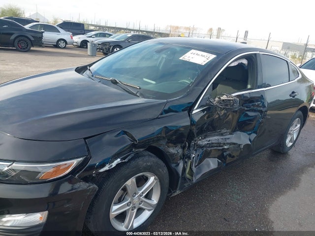 1G1ZB5ST5KF147543 Chevrolet Malibu 1ls