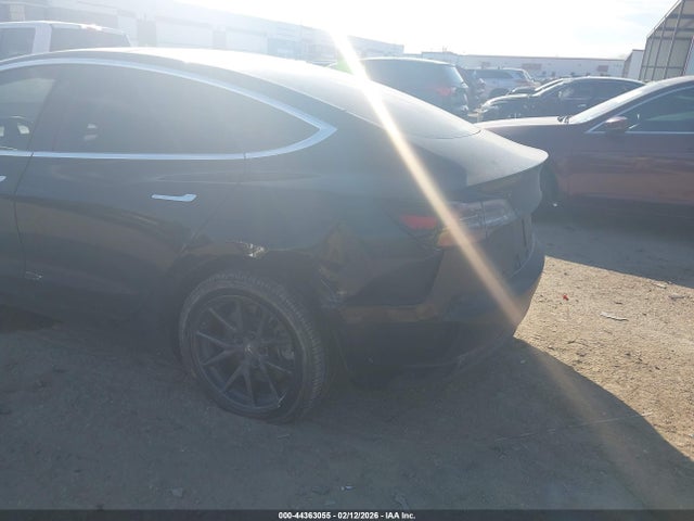 2019 TESLA MODEL 3 5YJ3E1EA9KF304289 Photo 5