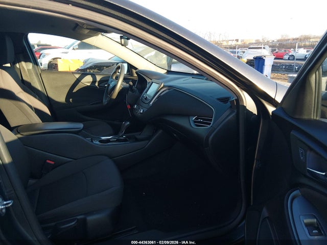 2017 CHEVROLET MALIBU 1G1ZB5ST8HF271654 Photo 4