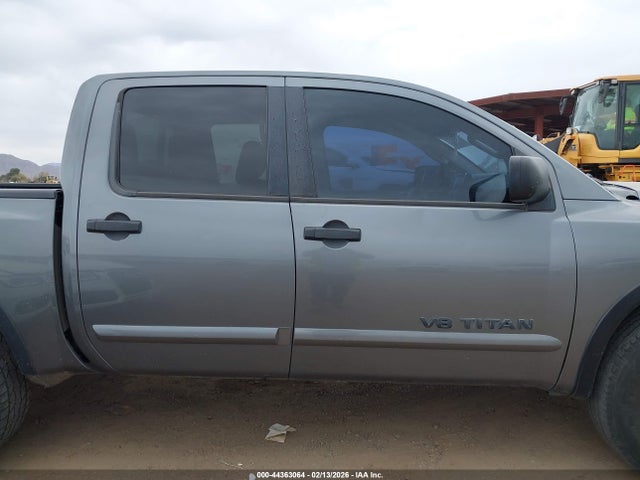 Nissan Titan Pro-4x 2014 1N6BA0EC8EN504876 Image 13
