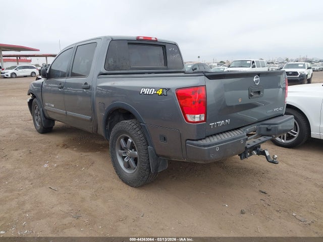 Nissan Titan Pro-4x 2014 1N6BA0EC8EN504876 Image 3