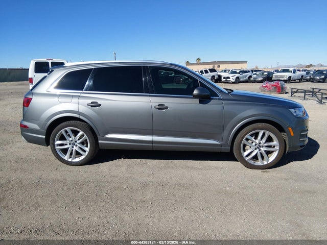 WA1VAAF79JD011287 Audi Q7 3.0t Premium