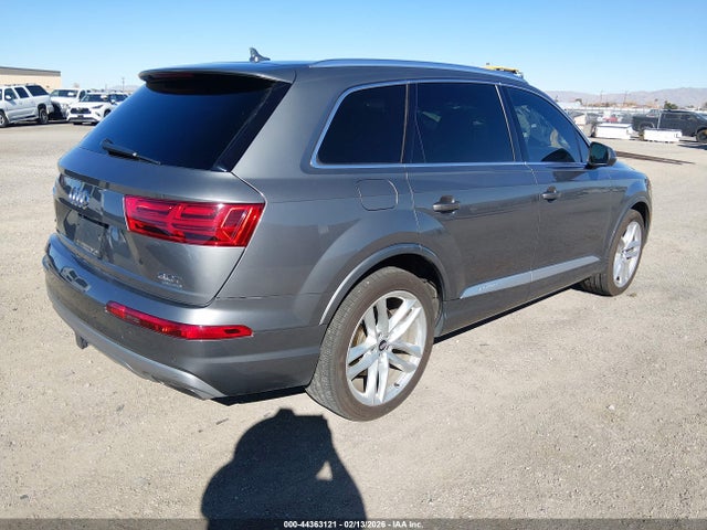 WA1VAAF79JD011287 Audi Q7 3.0t Premium