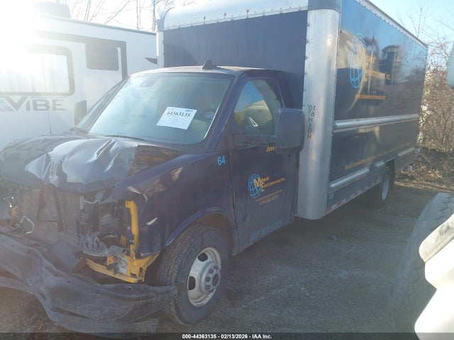 44363135 :رقم المزاد ، 7GZ37TC76MN004343 vin ، 2021 Gmc Savana Cutaway Work Van مزاد بيع