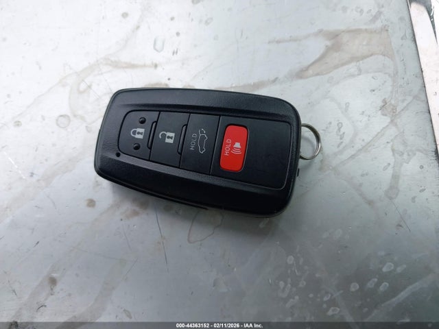 Toyota Rav4 Xle Premium 2022 2T3C1RFV2NW231857 Image 11