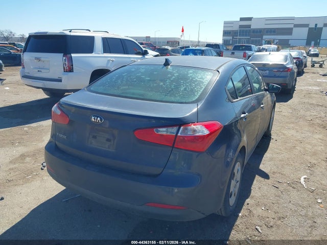 2016 KIA FORTE KNAFK4A62G5480955 Photo 3