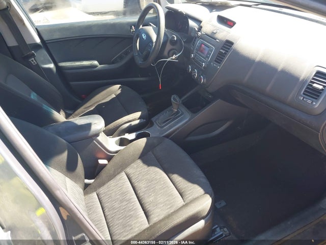 2016 KIA FORTE KNAFK4A62G5480955 Photo 4