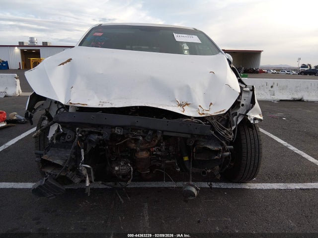 KNDMB5C16L6593197 KIA SEDONA LX