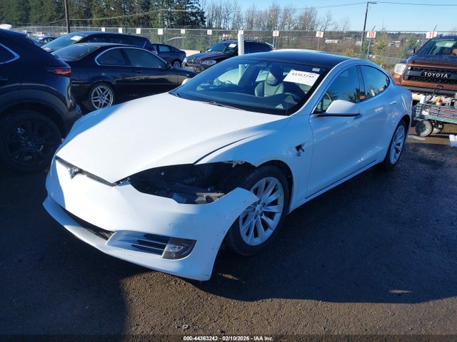 2017 TESLA MODEL S 5YJSA1E25HF200133 Photo 1