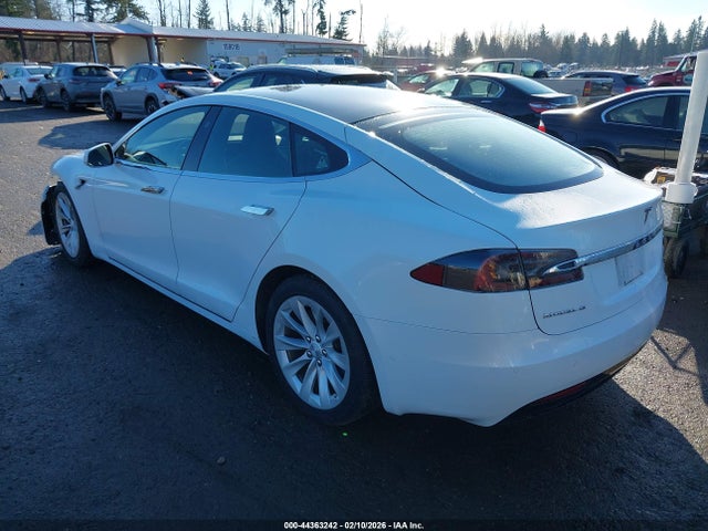 2017 TESLA MODEL S 5YJSA1E25HF200133 Photo 2