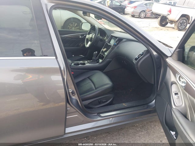 44363280 :رقم المزاد ، JN1EV7AP5MM701582 vin ، 2021 Infiniti Q50 Pure مزاد بيع
