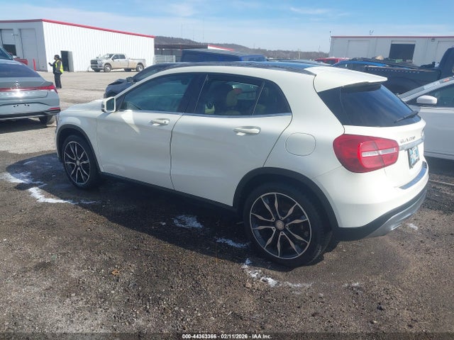 44363366 :رقم المزاد ، WDCTG4GB6FJ036618 vin ، 2015 Mercedes-benz Gla 250 4matic مزاد بيع