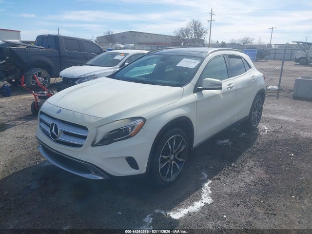 44363366 :رقم المزاد ، WDCTG4GB6FJ036618 vin ، 2015 Mercedes-benz Gla 250 4matic مزاد بيع