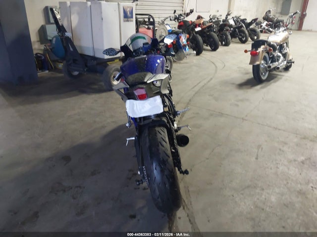 JYARJ28Y6HA000077 Yamaha Yzfr6 C