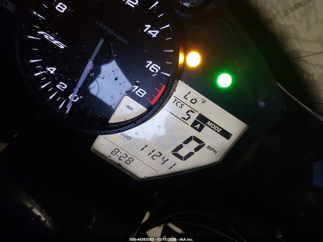 JYARJ28Y6HA000077 Yamaha Yzfr6 C