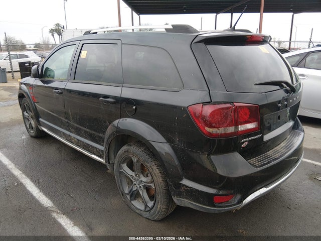 3C4PDDGGXJT387108 Dodge Journey Crossroad Awd