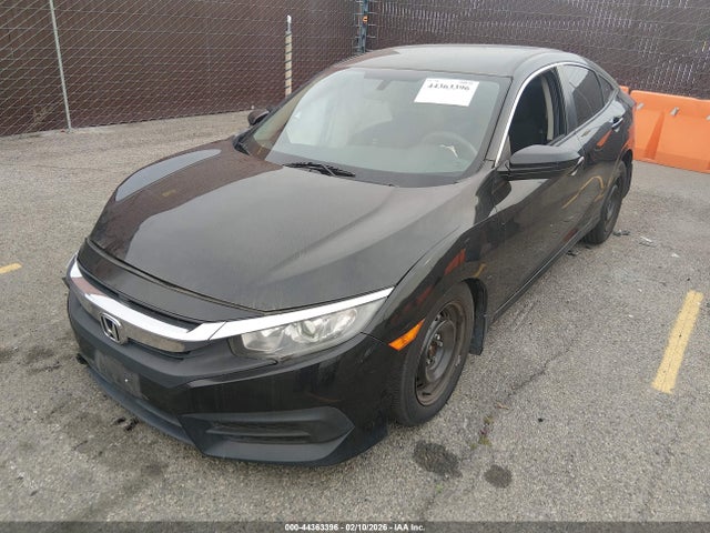 Honda Civic Lx 2018 2HGFC2F50JH539992 Image 2