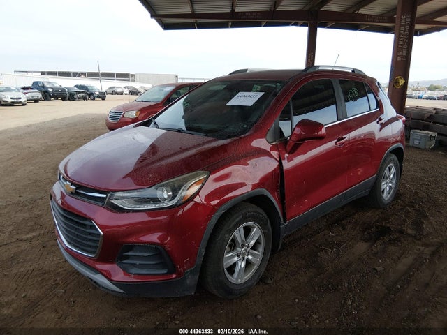 3GNCJLSB9JL274237 Chevrolet Trax Lt
