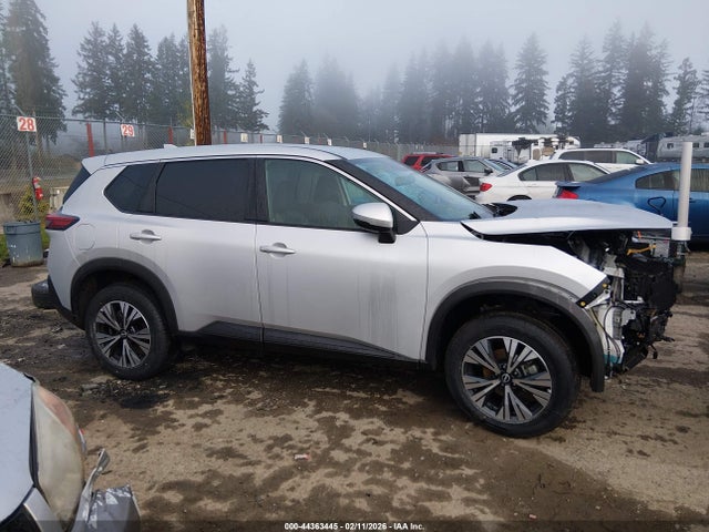 5N1BT3BB0NC674859 Nissan Rogue Sv Intelligent Awd