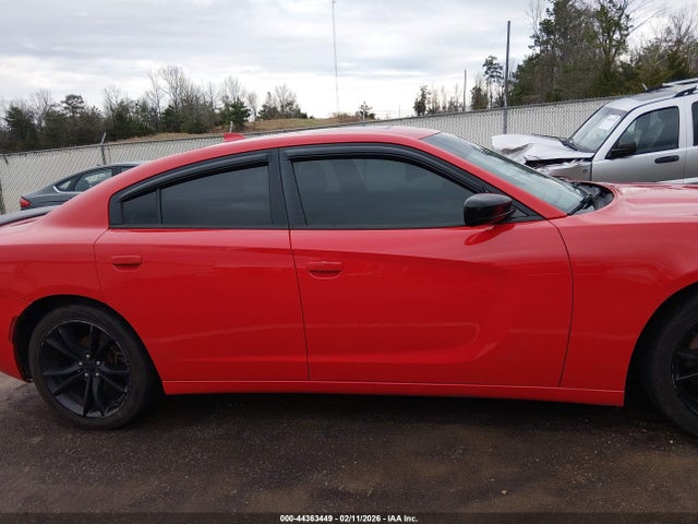 2C3CDXHG1GH247498 Dodge Charger Sxt