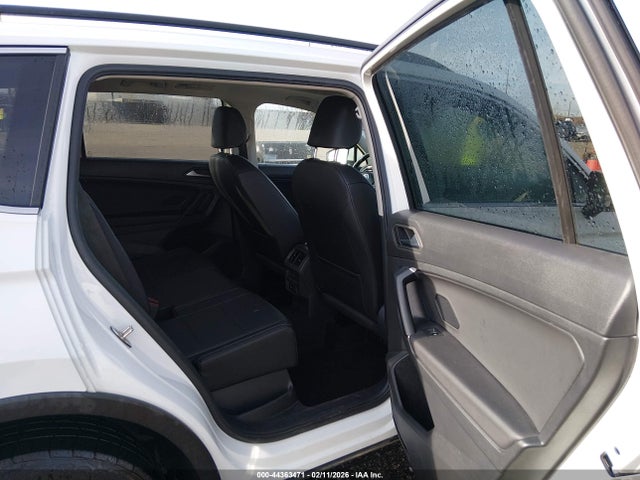 3VV2B7AX6KM081269 Volkswagen Tiguan