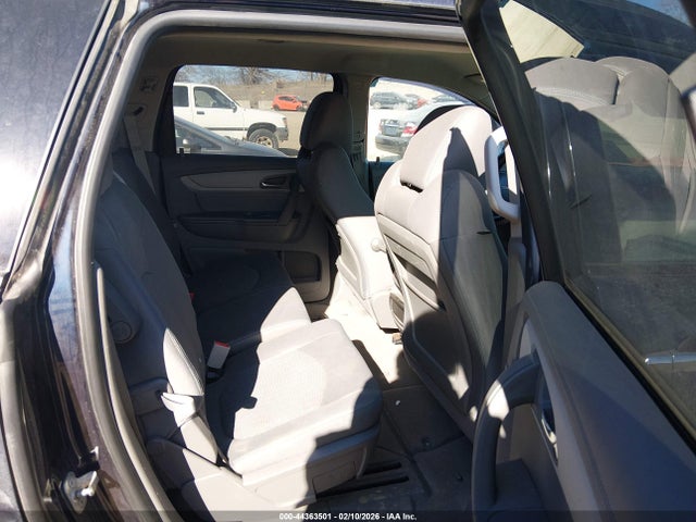 Chevrolet Traverse Ls 2017 1GNKRFED4HJ139588 Image 8
