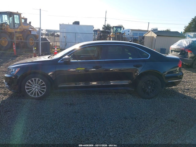 1VWBT7A36GC010037 Volkswagen Passat 1.8t Se
