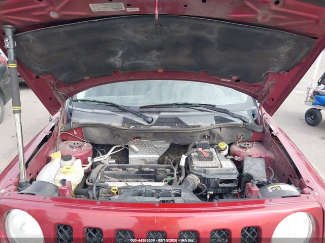 1C4NJPBB8ED905242 Jeep Patriot Sport