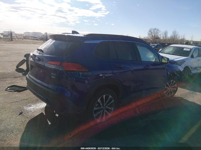 44363526 :رقم المزاد ، 7MUDAABG1RV112899 vin ، 2024 Toyota Corolla Cross Xle مزاد بيع