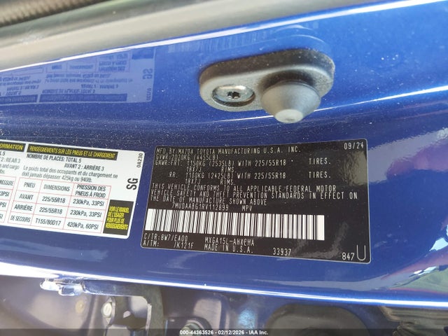 44363526 :رقم المزاد ، 7MUDAABG1RV112899 vin ، 2024 Toyota Corolla Cross Xle مزاد بيع