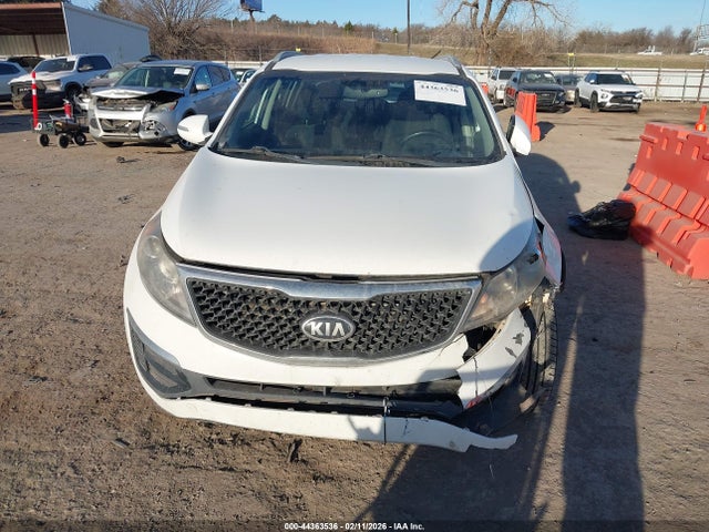 2015 Kia Sportage Lx მანქანა იყიდება აუქციონზე, vin: KNDPBCAC9F7766084, აუქციონის ნომერი: 44363536