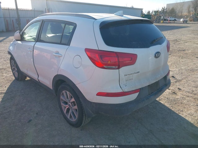 2015 Kia Sportage Lx მანქანა იყიდება აუქციონზე, vin: KNDPBCAC9F7766084, აუქციონის ნომერი: 44363536