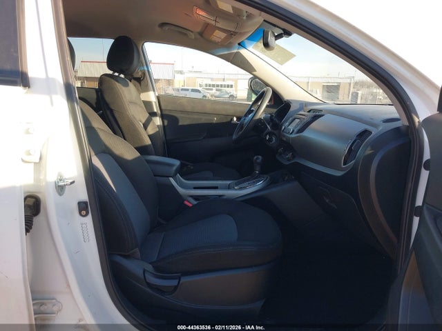2015 Kia Sportage Lx მანქანა იყიდება აუქციონზე, vin: KNDPBCAC9F7766084, აუქციონის ნომერი: 44363536