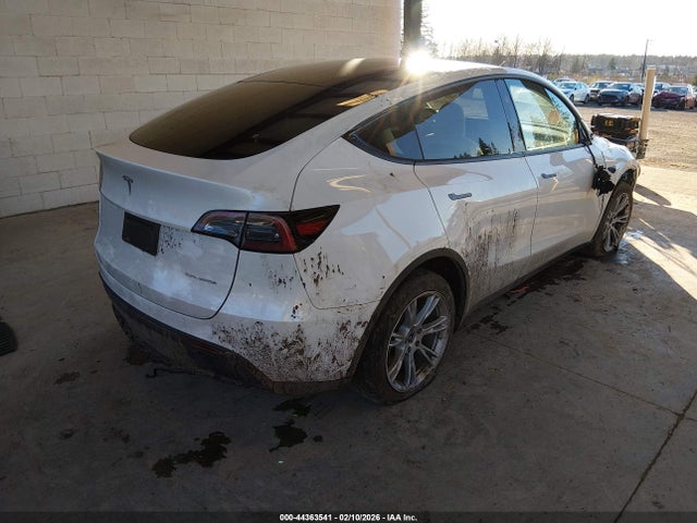 2023 TESLA MODEL Y 7SAYGDEE3PF863139 Photo 3