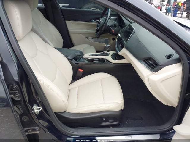 44363544 :رقم المزاد ، 1G6DA5RK1M0115473 vin ، 2021 Cadillac Ct4 Luxury مزاد بيع