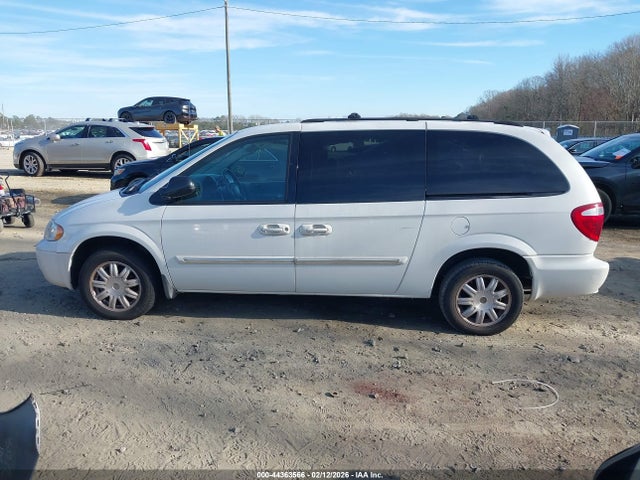 2007 Chrysler Town & Country Touring მანქანა იყიდება აუქციონზე, vin: 2A4GP54L97R133734, აუქციონის ნომერი: 44363566