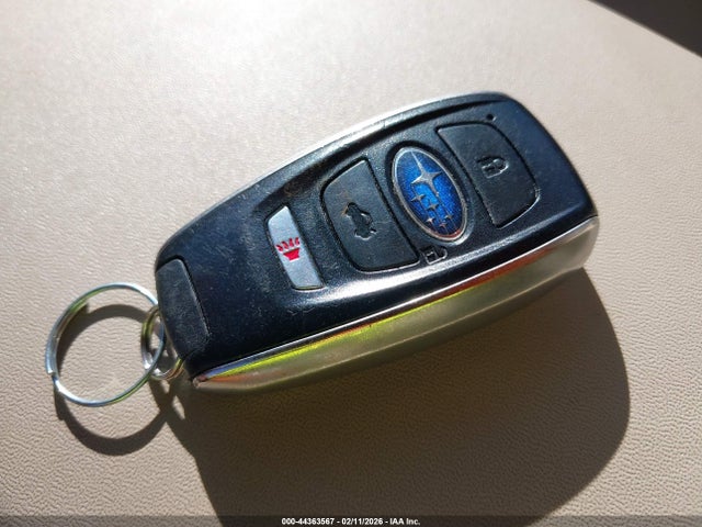 4S4BSANC8J3299874 Subaru Outback 2.5i Limited