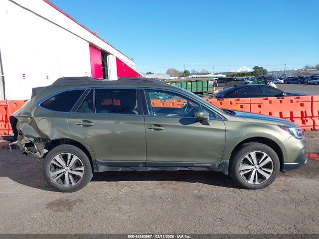 4S4BSANC8J3299874 Subaru Outback 2.5i Limited