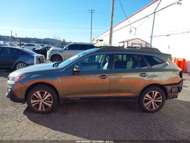 4S4BSANC8J3299874 Subaru Outback 2.5i Limited