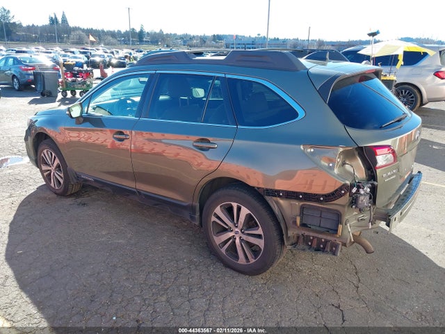 4S4BSANC8J3299874 Subaru Outback 2.5i Limited