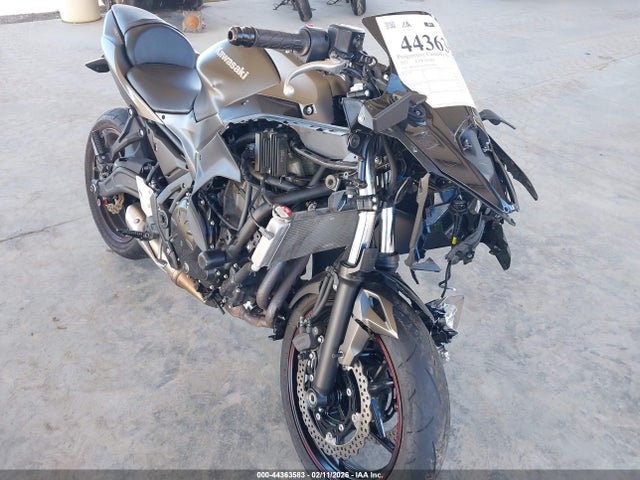 2022 KAWASAKI EX650 ML5EXEN11NDA49821
