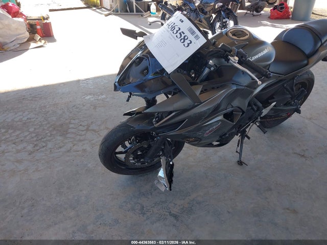 2022 KAWASAKI EX650 ML5EXEN11NDA49821 Photo 1
