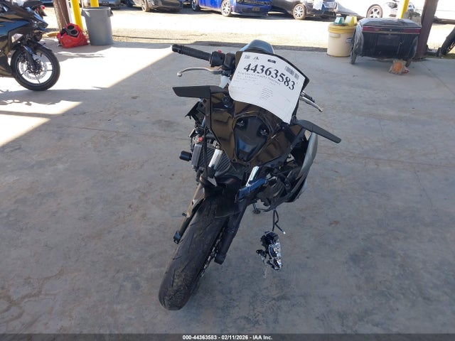 2022 KAWASAKI EX650 ML5EXEN11NDA49821 Photo 4