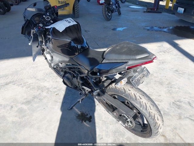 Kawasaki EX500 2024 ML5EXGG10RDA07946 Image 3